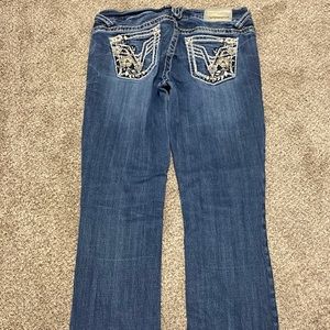 Woman’s Vigoss straight jeans, size 9/10